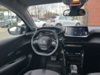 Peugeot 208 1.2 PureTech Allure Pack // LED // APPLE CARPLAY / ANDROID AUTO // CAMERA // PDC 37