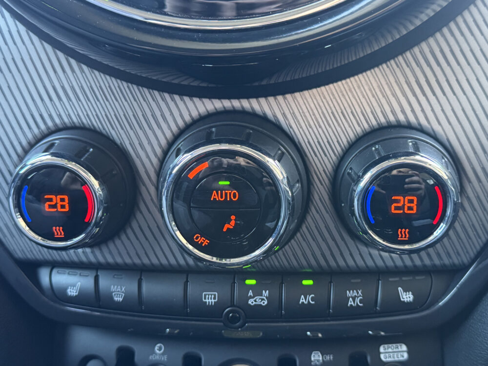 MINI Countryman 1.5 Cooper S E ALL4 // FULL LED // VOL LEDER // NAVI // CAMERA // PDC // CLIMA // STOELVERWARMING // 21