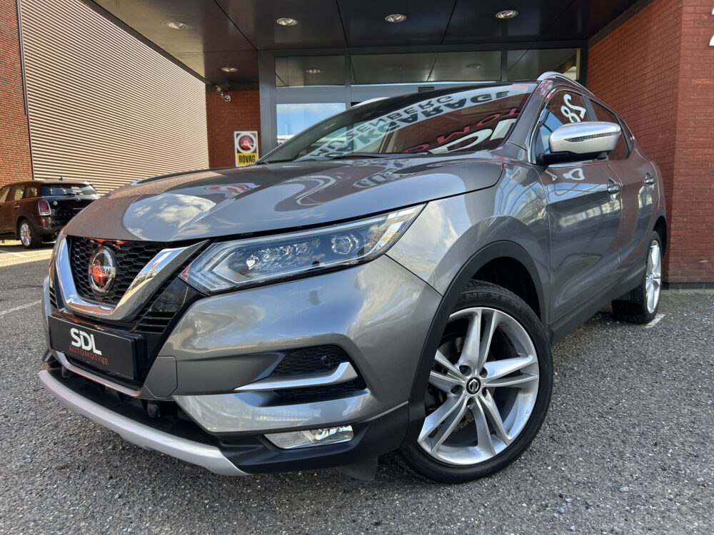 Nissan QASHQAI 1.3 DIG-T N-Connecta // FULL LED // PANO-DAK // NAVI // 360 CAMERA // KEYLESS // DAB // ANDROID AUTO 1
