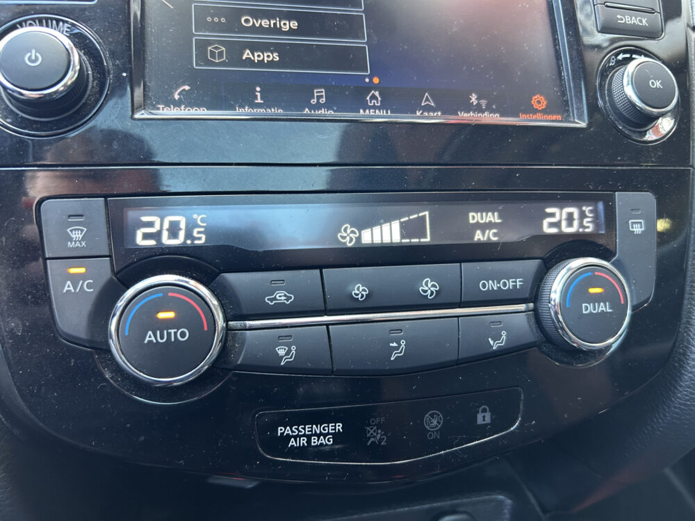 Nissan QASHQAI 1.3 DIG-T N-Connecta // FULL LED // PANO-DAK // NAVI // 360 CAMERA // KEYLESS // DAB // ANDROID AUTO 18