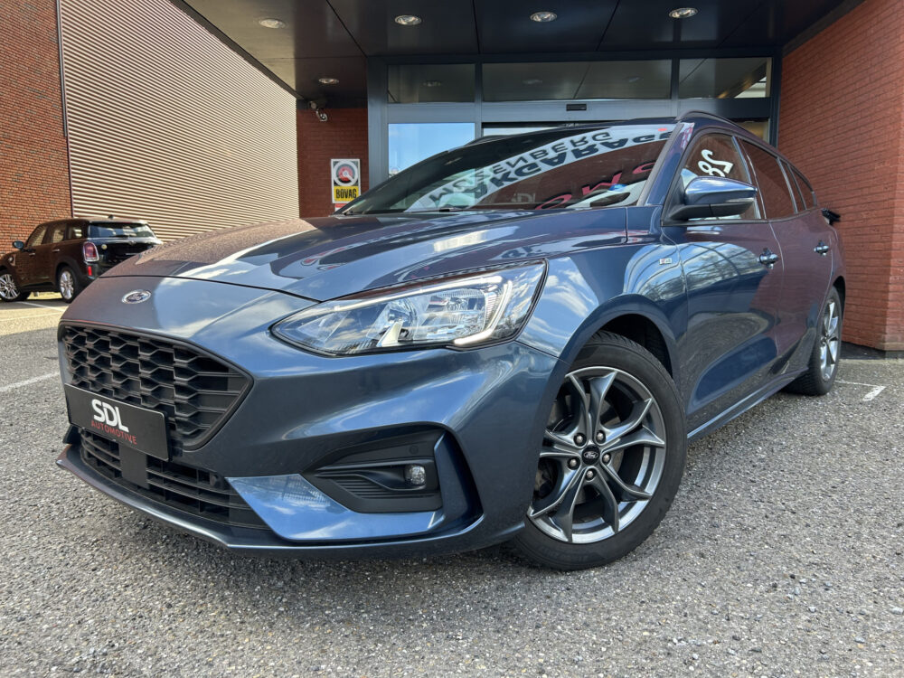 Ford FOCUS Wagon 1.0 EcoBoost Hybrid 155PK ST Line // LED // NAVI + CARPLAY // CAMERA // DAB // CLIMA // WINTERPACK // TREKHAAK!! 1