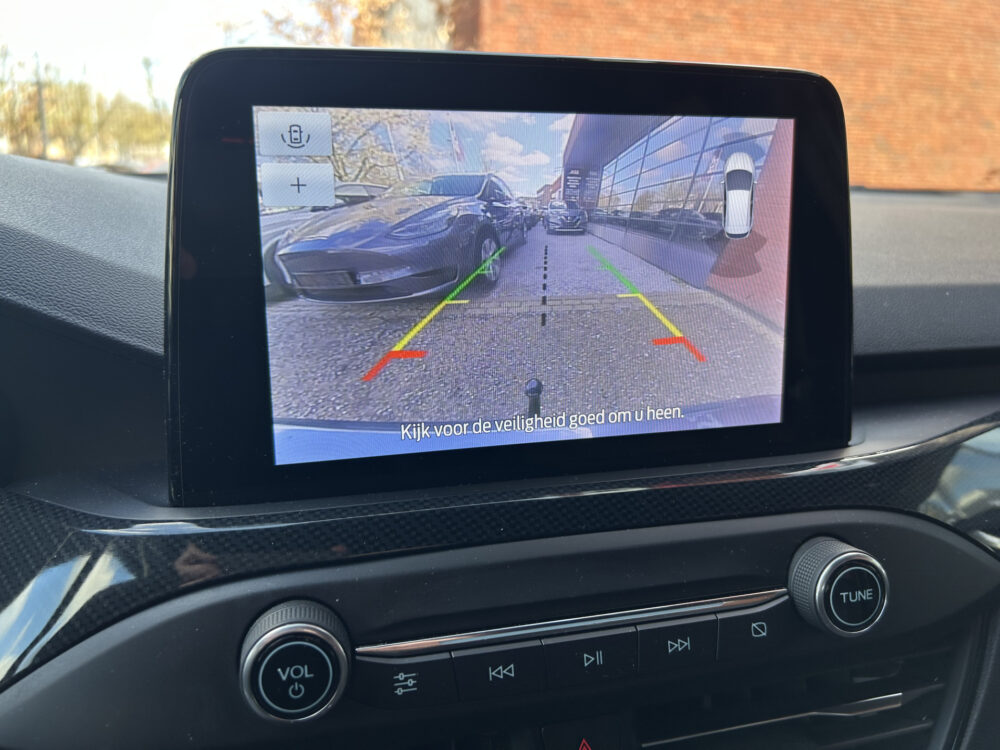 Ford FOCUS Wagon 1.0 EcoBoost Hybrid 155PK ST Line // LED // NAVI + CARPLAY // CAMERA // DAB // CLIMA // WINTERPACK // TREKHAAK!! 16