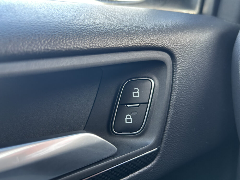 Ford FOCUS Wagon 1.0 EcoBoost Hybrid 155PK ST Line // LED // NAVI + CARPLAY // CAMERA // DAB // CLIMA // WINTERPACK // TREKHAAK!! 25