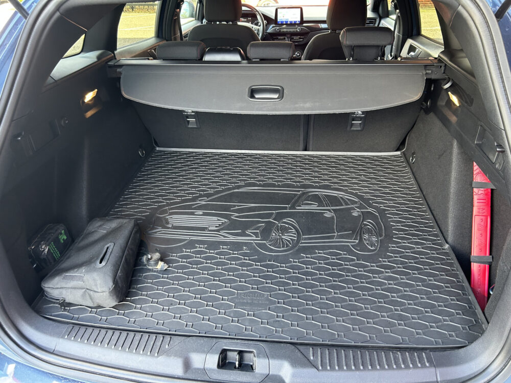 Ford FOCUS Wagon 1.0 EcoBoost Hybrid 155PK ST Line // LED // NAVI + CARPLAY // CAMERA // DAB // CLIMA // WINTERPACK // TREKHAAK!! 32