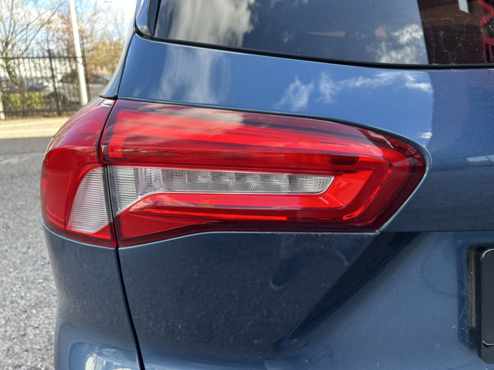 Ford FOCUS Wagon 1.0 EcoBoost Hybrid 155PK ST Line // LED // NAVI + CARPLAY // CAMERA // DAB // CLIMA // WINTERPACK // TREKHAAK!! 33