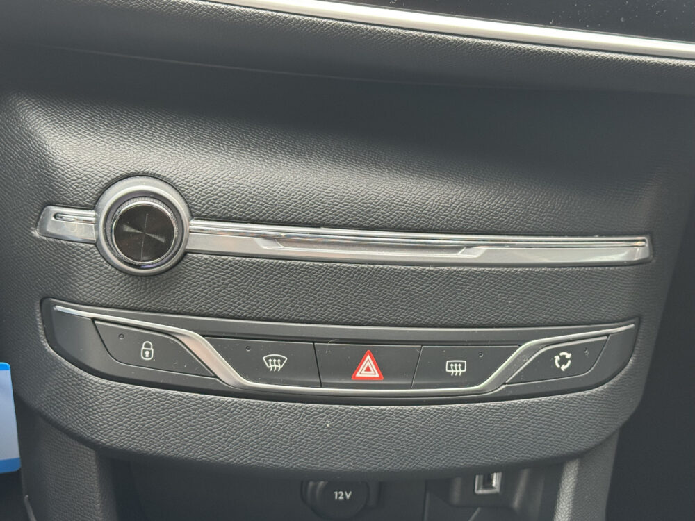 Peugeot 308 1.2 PureTech GT-Line // NAVI // CAMERA // CRUISE // CLIMA // TREKHAAK 21