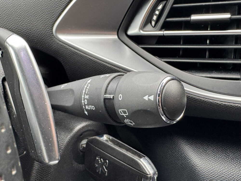 Peugeot 308 1.2 PureTech GT-Line // NAVI // CAMERA // CRUISE // CLIMA // TREKHAAK 24