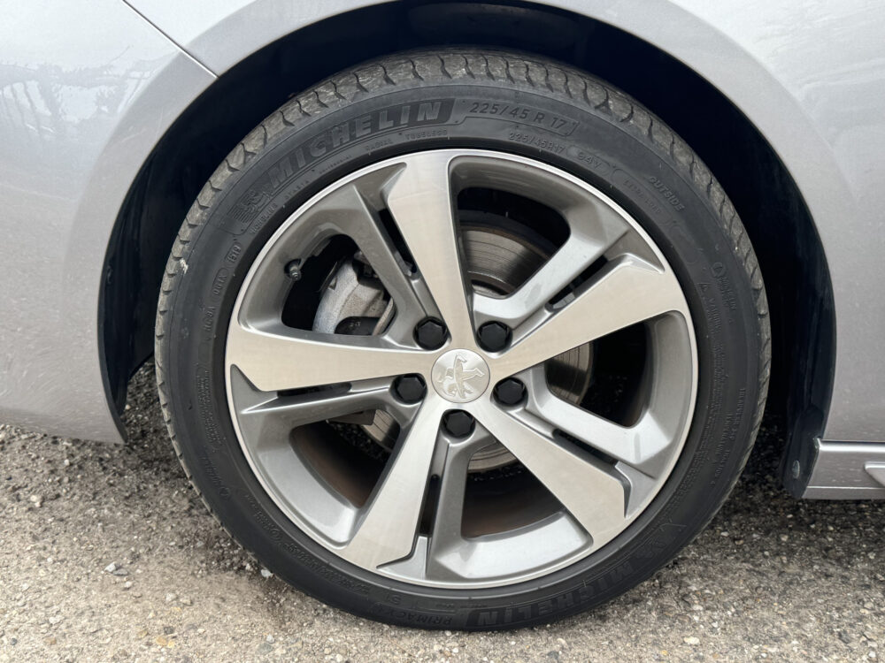 Peugeot 308 1.2 PureTech GT-Line // NAVI // CAMERA // CRUISE // CLIMA // TREKHAAK 7