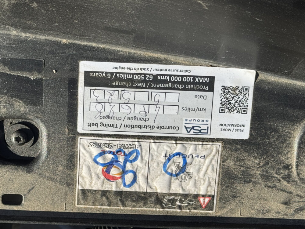 Peugeot 2008 1.2 PureTech Allure // D. RIEM VERVANGEN!! // NAVI // CLIMA // CRUISE // CAMERA // APPLE CARPLAY - ANDROID AUTO // 26