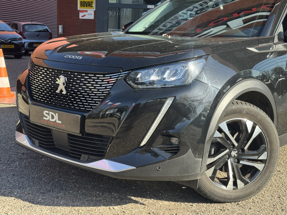 Peugeot 2008 1.2 PureTech Allure // D. RIEM VERVANGEN!! // NAVI // CLIMA // CRUISE // CAMERA // APPLE CARPLAY - ANDROID AUTO // 5