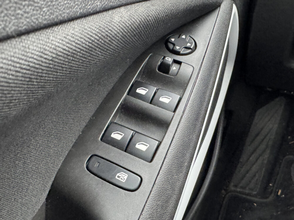 Opel Crossland X 1.2 Turbo Edition 2020 // D. RIEM VERVANGEN!! // CAMERA // AIRCO // APPLE CARPLAY - ANDROID AUTO // PDC // 25