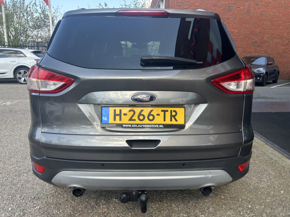 Ford Kuga 1.6 Titanium Plus 4WD // NAVI // KEYLESS // PDC // CRUISE // CLIMA // WINTERPACK // TREKHAAK!! 5