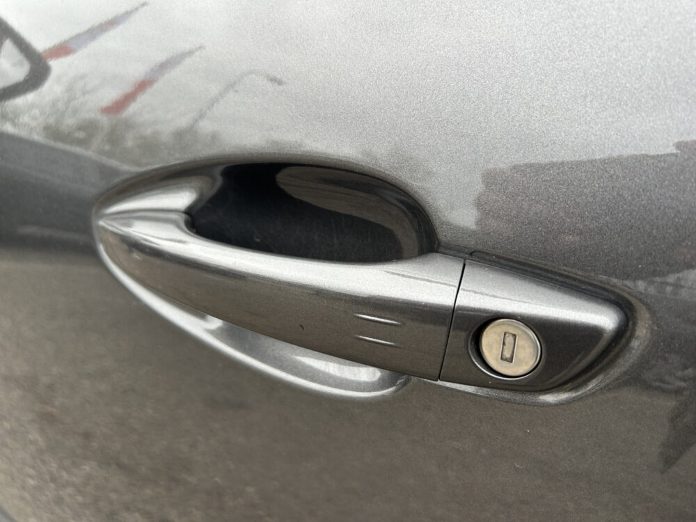 Peugeot 3008 1.6 HYbrid 225 GT BLACK PACK // PANO/SCHUIFKANTELDAK // ADAPTIVE CRUISE // FULL LED // FOCAL AUDIO // NAVI + CARPLAY // CAMERA 28