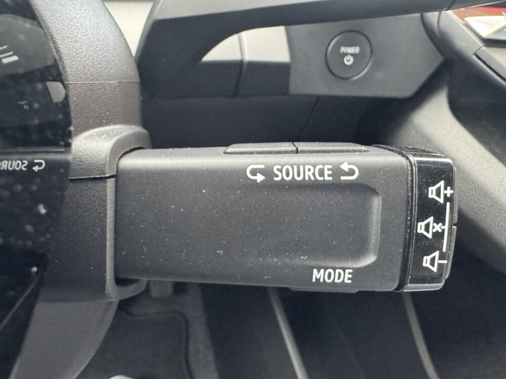 Renault Mégane E-Tech EV40 Boost Charge Equilibre // APPLE CARPLAY - ANDROID AUTO // CLIMA // CRUISE // CAMERA // 21