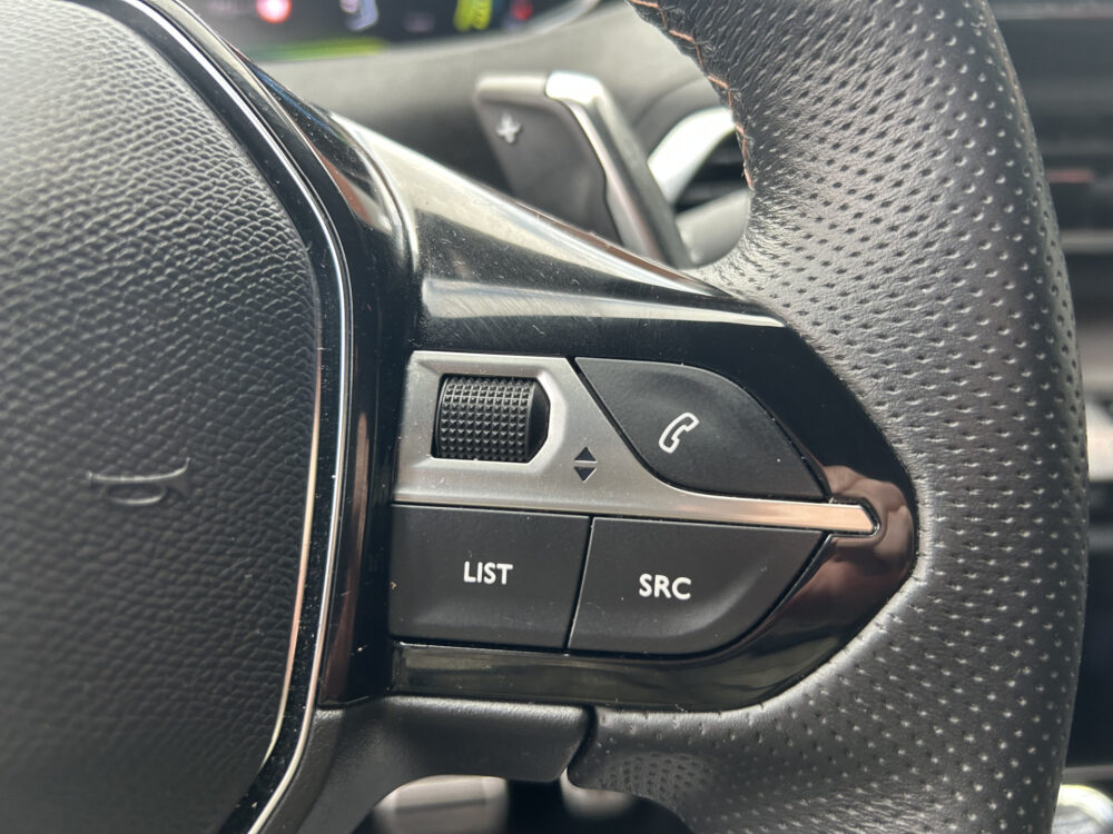 Peugeot 3008 1.6 HYbrid 225 GT BLACK PACK FACELIFT // MEMORY + MASSAGE SEAT // ADAPTIVE CRUISE // FULL LED // FOCAL AUDIO // NAVI + CARPLAY / 10