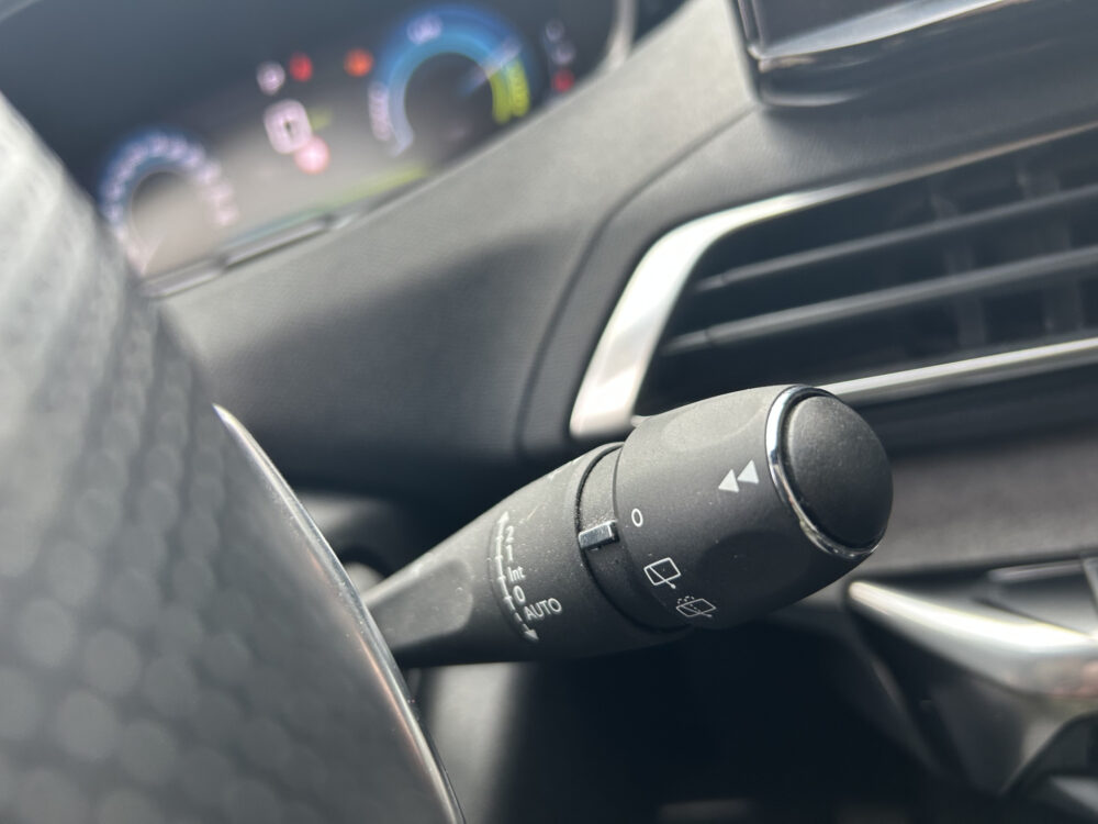 Peugeot 3008 1.6 HYbrid 225 GT BLACK PACK FACELIFT // MEMORY + MASSAGE SEAT // ADAPTIVE CRUISE // FULL LED // FOCAL AUDIO // NAVI + CARPLAY / 13