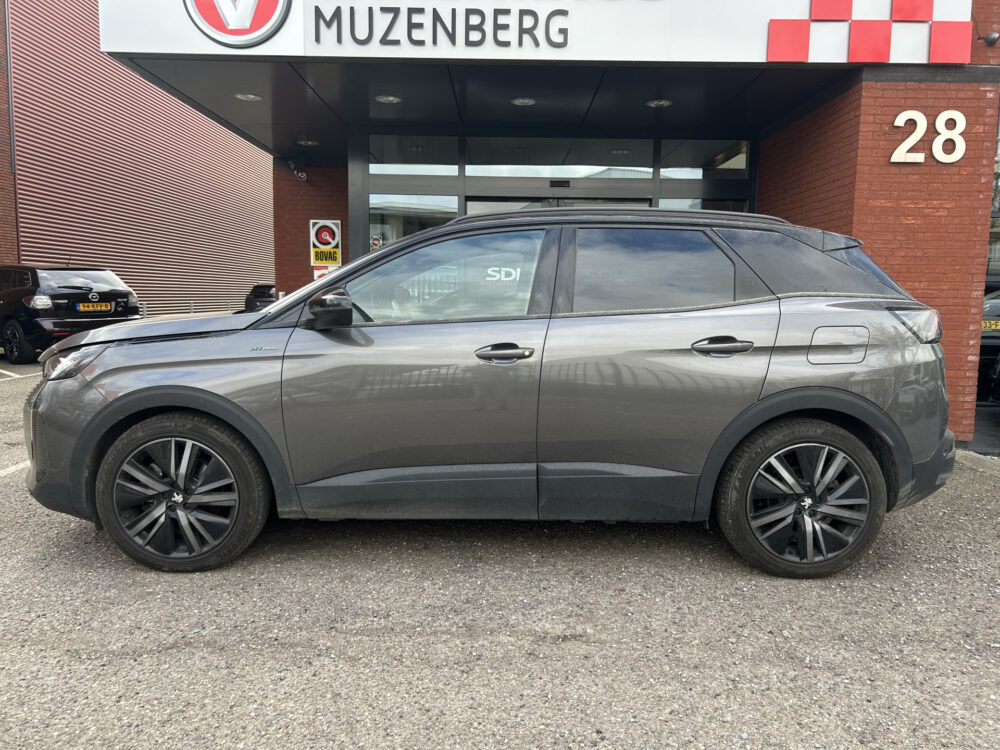 Peugeot 3008 1.6 HYbrid 225 GT BLACK PACK FACELIFT // MEMORY + MASSAGE SEAT // ADAPTIVE CRUISE // FULL LED // FOCAL AUDIO // NAVI + CARPLAY / 3