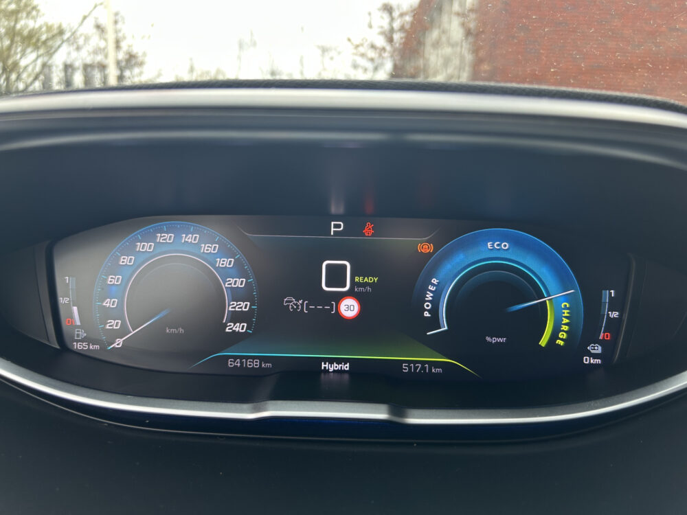 Peugeot 3008 1.6 HYbrid 225 GT BLACK PACK FACELIFT // MEMORY + MASSAGE SEAT // ADAPTIVE CRUISE // FULL LED // FOCAL AUDIO // NAVI + CARPLAY / 36