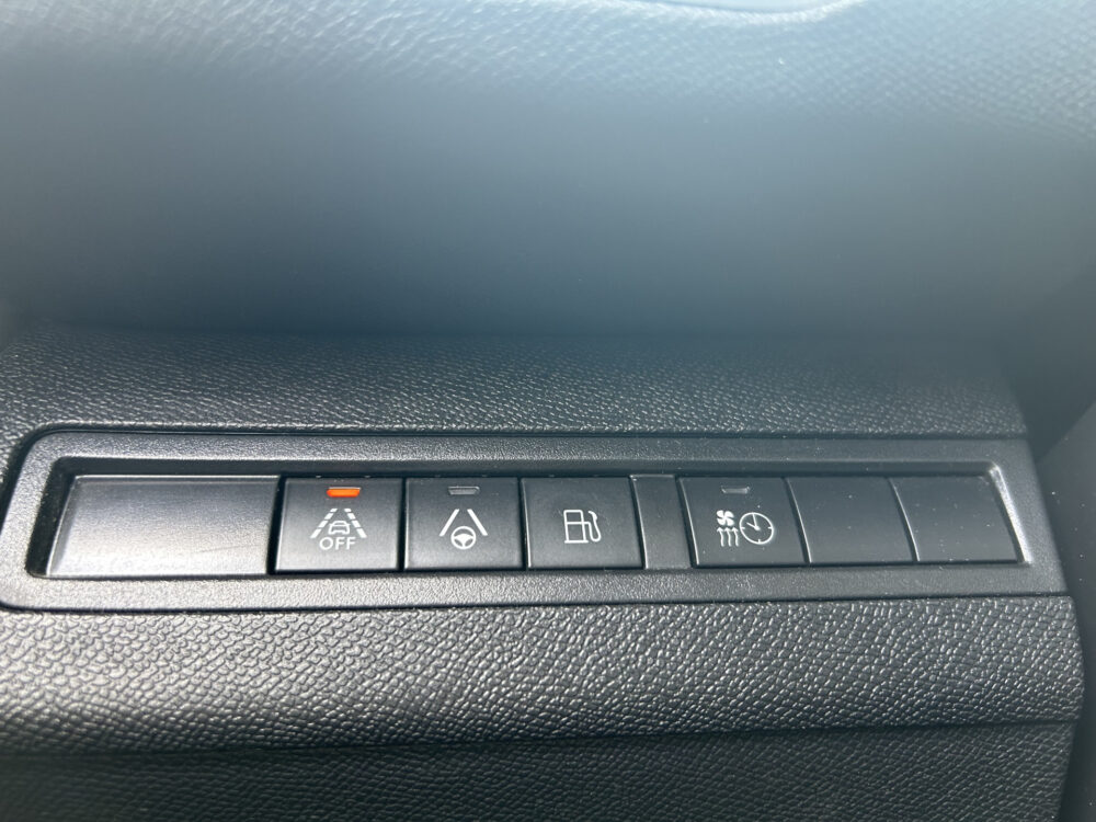 Peugeot 3008 1.6 HYbrid 225 GT BLACK PACK // PANO/SCHUIFKANTELDAK // ADAPTIVE CRUISE // FULL LED // FOCAL AUDIO // NAVI + CARPLAY // CAMERA 23