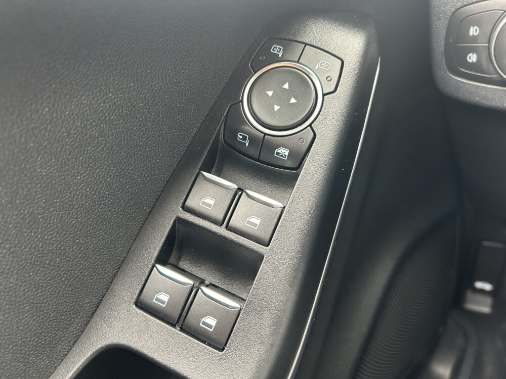 Ford Puma 1.0 EcoBoost ST-Line X // FULL LED // NAVI + CARPLAY // B&O AUDIO // ADAPTIVE CRUISE // HALF-LEDER 23