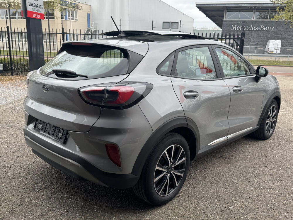 Ford Puma 1.0 EcoBoost Hybrid Titanium X // PANO SCHUIF DAK // NAVI // PDC // STOEL + STUUR VERWARMING // FULL LED // 4