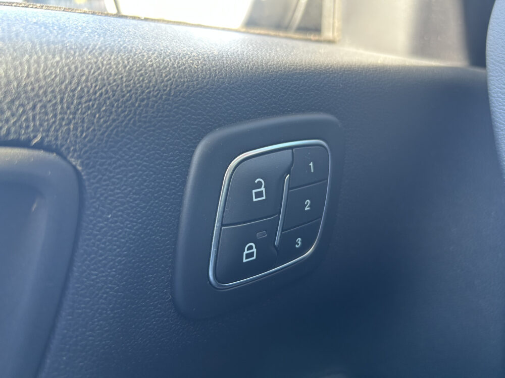 Ford Kuga 2.5 PHEV Vignale // FULL LED // B&O AUDIO // ADAPTIVE CRUISE // MEMORY SEAT // LEDER // NAVI + CARPLAY // CAMERA 24