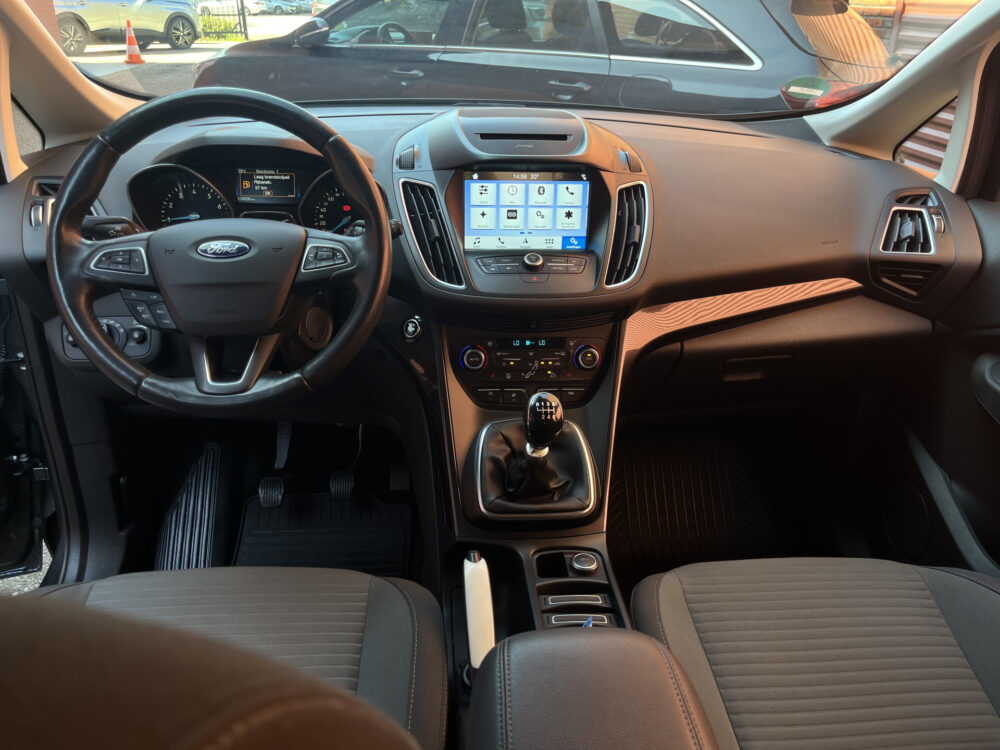 Ford C-MAX 1.5 150PK!! Titanium // NAVI + CARPLAY // CAMERA // PDC V+A // CRUISE // WINTERPACK // TREKHAAK!! 18
