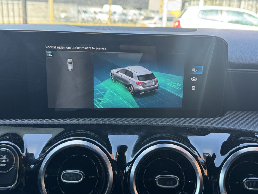 Mercedes-Benz A-Klasse 250 e Business Line // DEALER ONDERHOUDEN!! // WIDESCREEN NAVI // CAMERA // CLIMA // CRUISE // STOELVERWARMING // 19