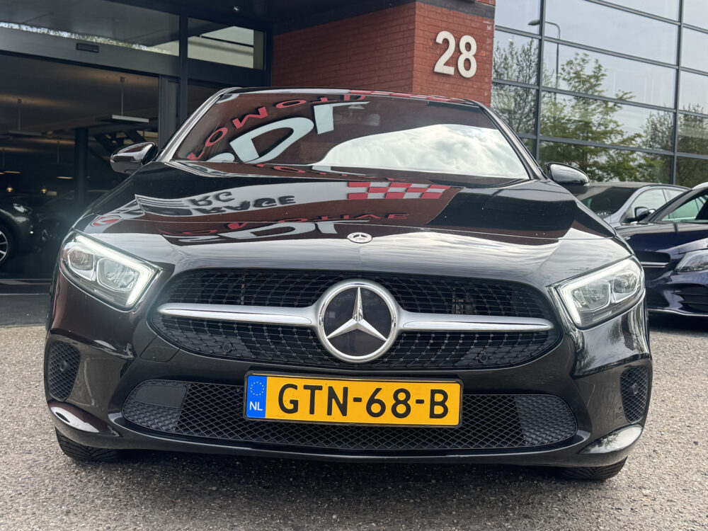 Mercedes-Benz A-Klasse 250 e Business Line // DEALER ONDERHOUDEN!! // WIDESCREEN NAVI // CAMERA // CLIMA // CRUISE // STOELVERWARMING // 5