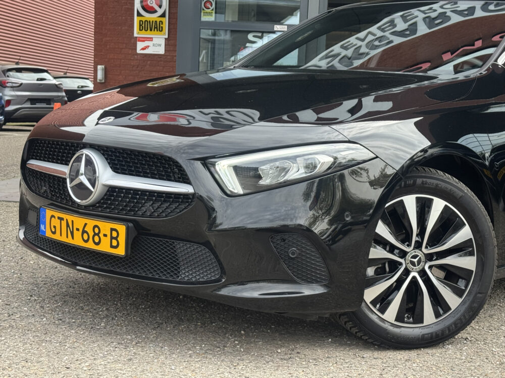 Mercedes-Benz A-Klasse 250 e Business Line // DEALER ONDERHOUDEN!! // WIDESCREEN NAVI // CAMERA // CLIMA // CRUISE // STOELVERWARMING // 7