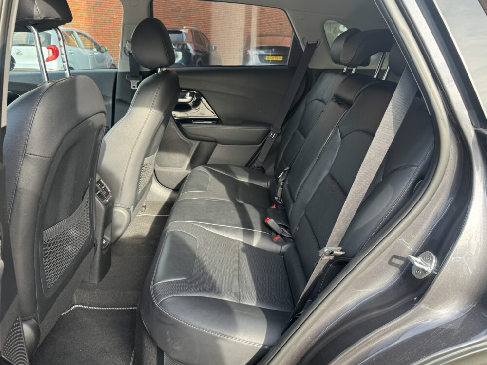 Kia Niro 1.6 GDi PHEV ExecutiveLine // JBL PREMIUM AUDIO // NAVI // CAMERA // MEMORY SEATS // ADAPTIVE CRUISE // 11