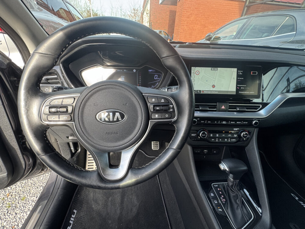 Kia Niro 1.6 GDi PHEV ExecutiveLine // JBL PREMIUM AUDIO // NAVI // CAMERA // MEMORY SEATS // ADAPTIVE CRUISE // 12