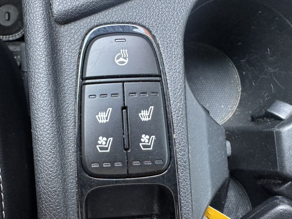 Kia Niro 1.6 GDi PHEV ExecutiveLine // JBL PREMIUM AUDIO // NAVI // CAMERA // MEMORY SEATS // ADAPTIVE CRUISE // 25