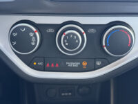 Kia Picanto 1.0 CVVT BusinessLine // AIRCO // BLUETOOTH 38