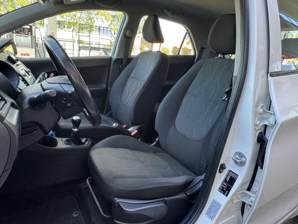 Kia Picanto 1.0 CVVT BusinessLine // AIRCO // BLUETOOTH 9