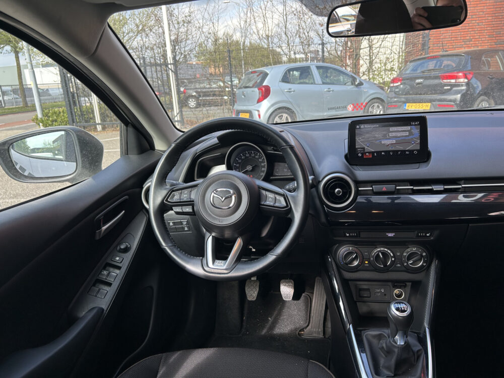 Mazda 2 1.5 Skyactiv-G Comfort // LED // NAVI + CARPLAY // PDC // CRUISE // STOELVERWARMING 7