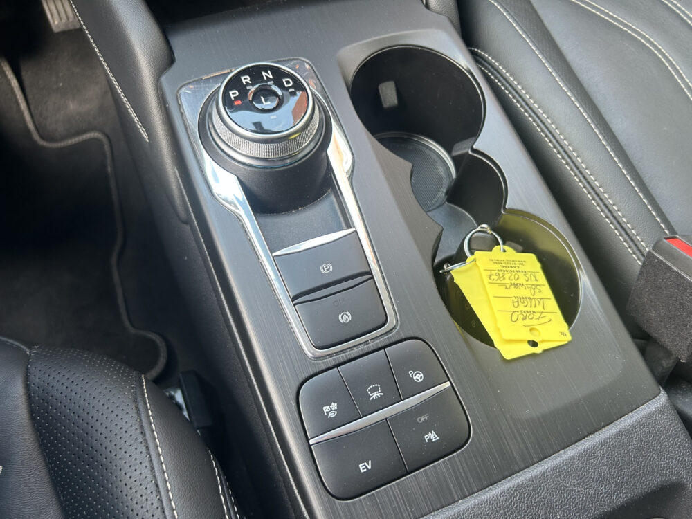 Ford Kuga 2.5 PHEV Vignale // FULL LED // B&O AUDIO // ADAPTIVE CRUISE // MEMORY SEAT // LEDER // NAVI + CARPLAY // CAMERA // WINTERPACK 20