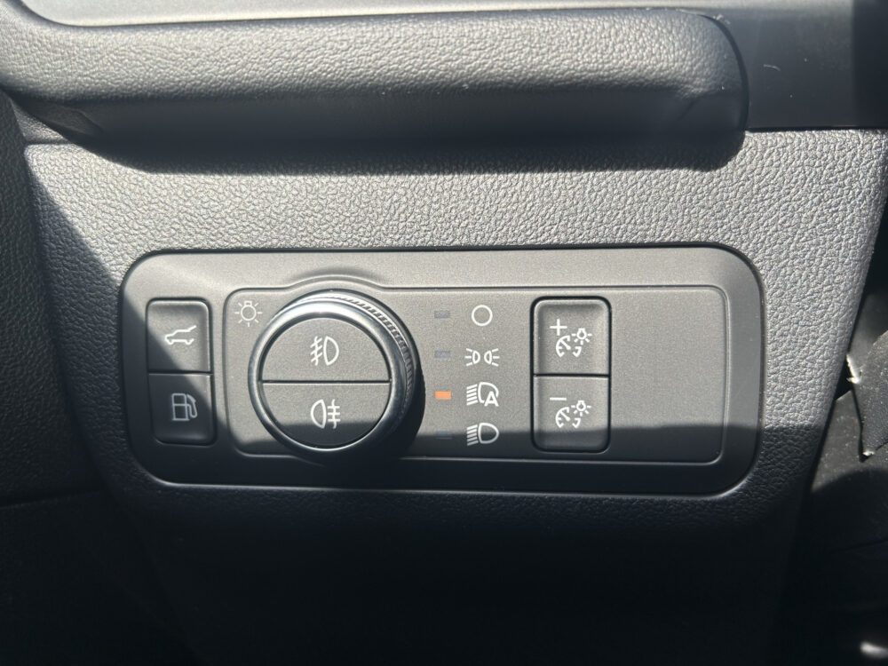 Ford Kuga 2.5 PHEV Vignale // FULL LED // B&O AUDIO // ADAPTIVE CRUISE // MEMORY SEAT // LEDER // NAVI + CARPLAY // CAMERA // WINTERPACK 24