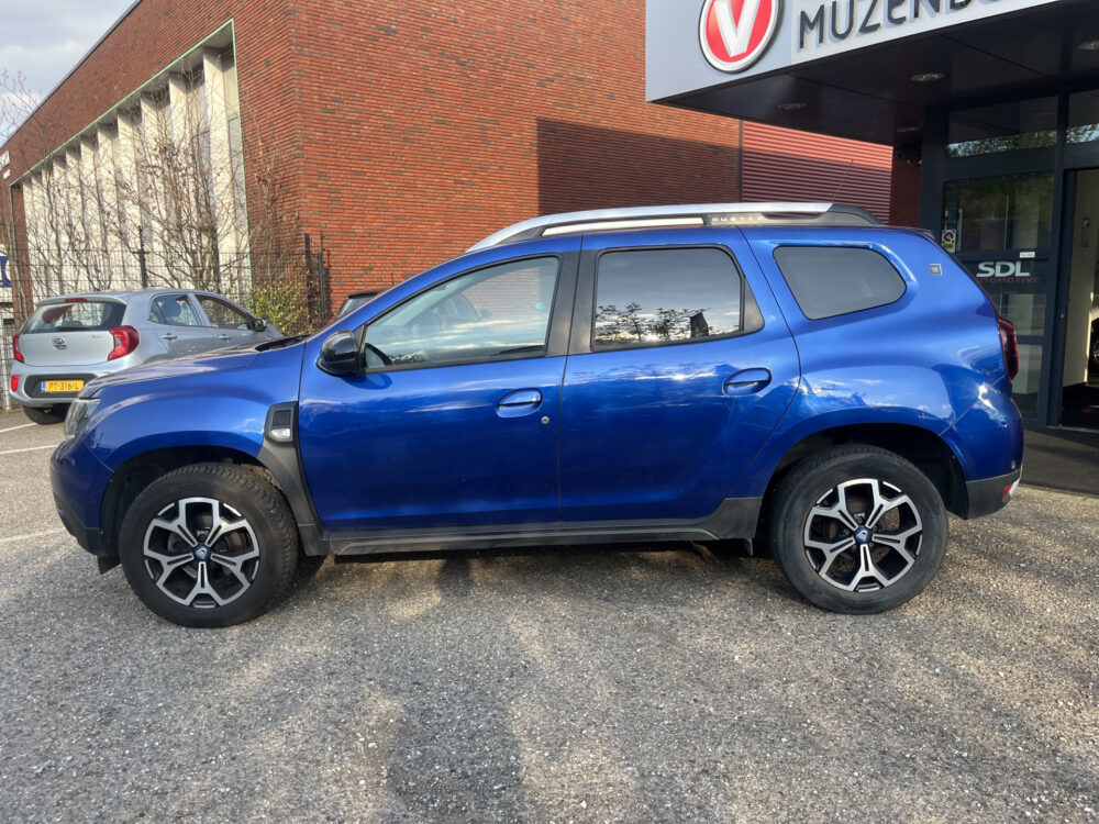 Dacia Duster 1.3 TCe Prestige // 360 CAMERA // DODEHOEK // CLIMA // CRUISE // NAVI+CARPLAY // 2