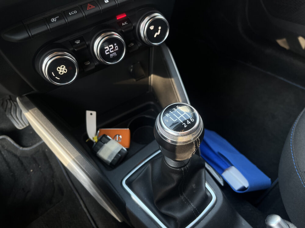 Dacia Duster 1.3 TCe Prestige // 360 CAMERA // DODEHOEK // CLIMA // CRUISE // NAVI+CARPLAY // 24