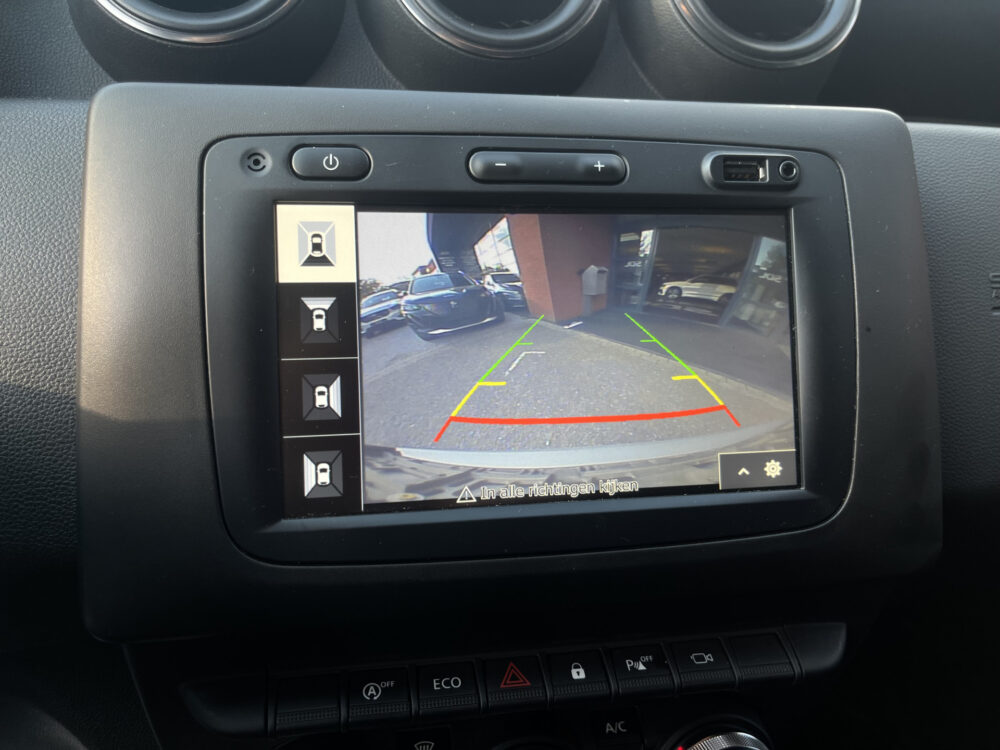 Dacia Duster 1.3 TCe Prestige // 360 CAMERA // DODEHOEK // CLIMA // CRUISE // NAVI+CARPLAY // 30