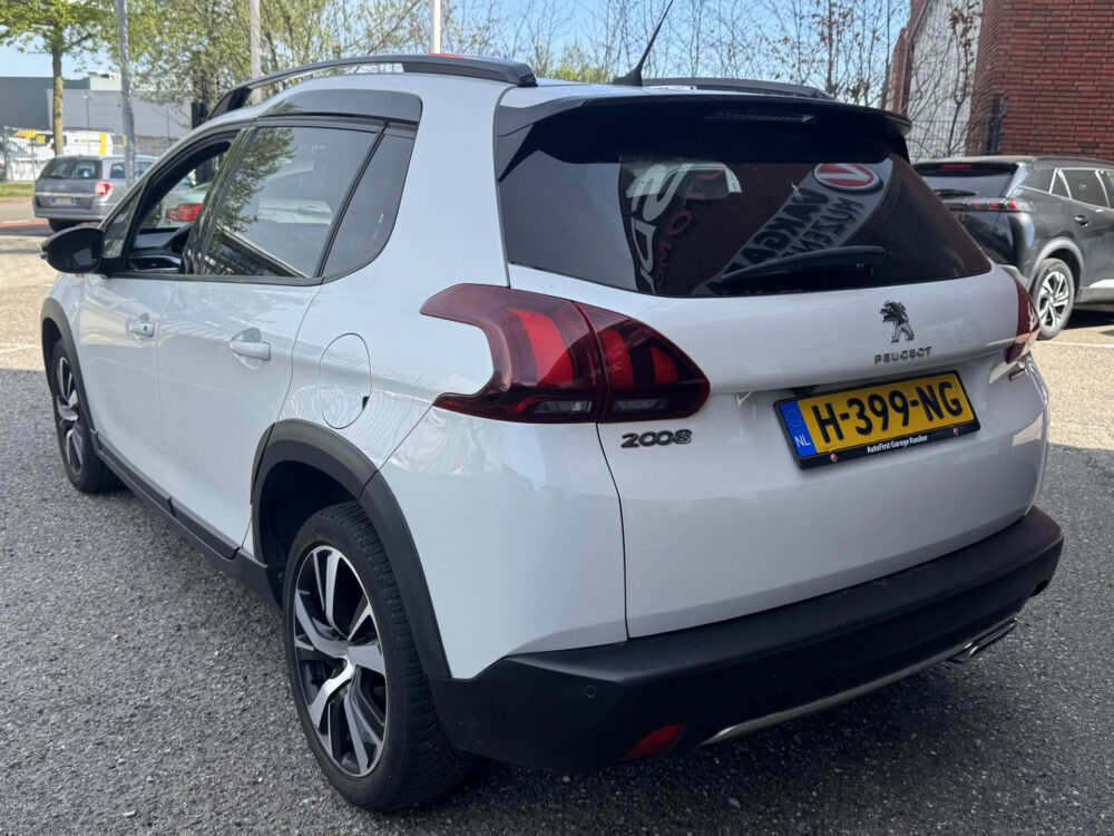 Peugeot 2008 1.2 PureTech GT-Line // D-RIEM VERVANGEN!! // NAVI // CAMERA // CLIMA // CRUISE // 3