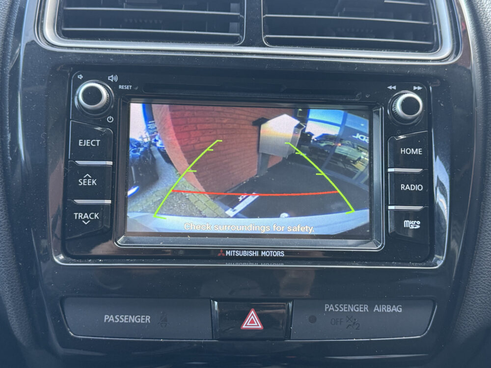 Mitsubishi ASX 1.6 Cleartec Instyle // NAVI // CMAERA // CRUISE // STOELVERWARMING // TREKHAAK // LICHT METALEN VELGEN // 17