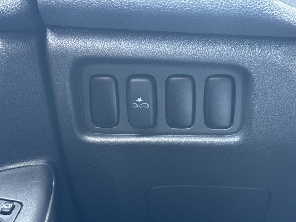 Mitsubishi ASX 1.6 Cleartec Instyle // NAVI // CMAERA // CRUISE // STOELVERWARMING // TREKHAAK // LICHT METALEN VELGEN // 23