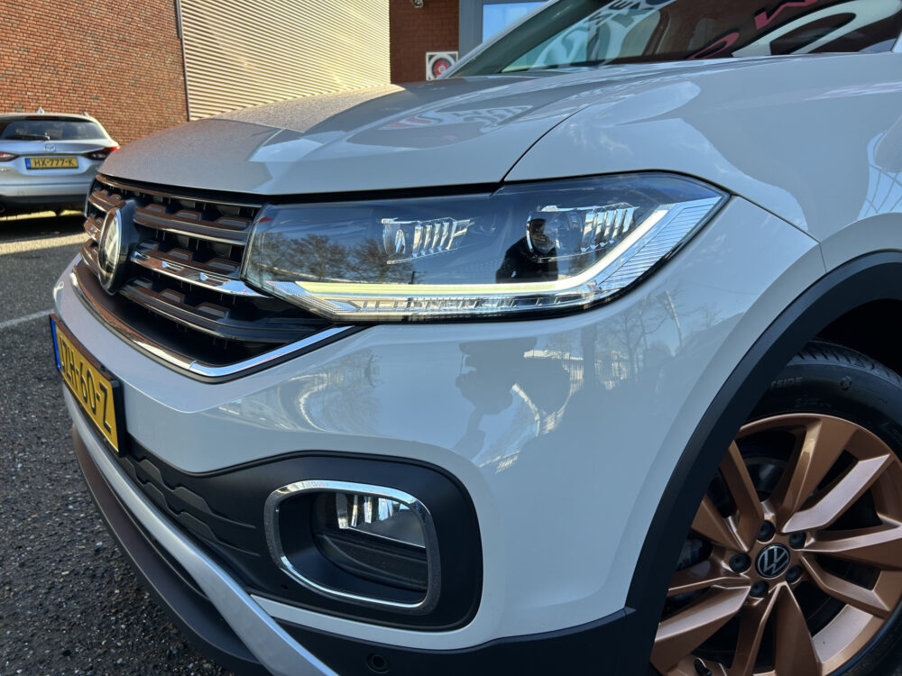Volkswagen T-Cross 1.5 TSI Style // FULL LED // ADAP. CRUISE // VIRTUAL COCKPIT // CAMERA+SENSOREN // KEYLESS // NAVI+CARPLAY // 27