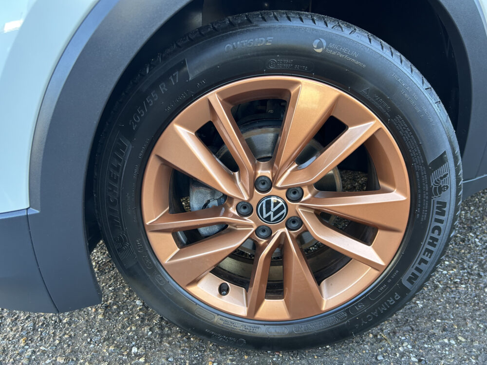 Volkswagen T-Cross 1.5 TSI Style // FULL LED // ADAP. CRUISE // VIRTUAL COCKPIT // CAMERA+SENSOREN // KEYLESS // NAVI+CARPLAY // 29