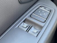 Renault Clio Estate 0.9 TCe Limited // NAP PAS! // NAVI // PDC // AIRCO // CRUISE // BLUETOOTH // 57