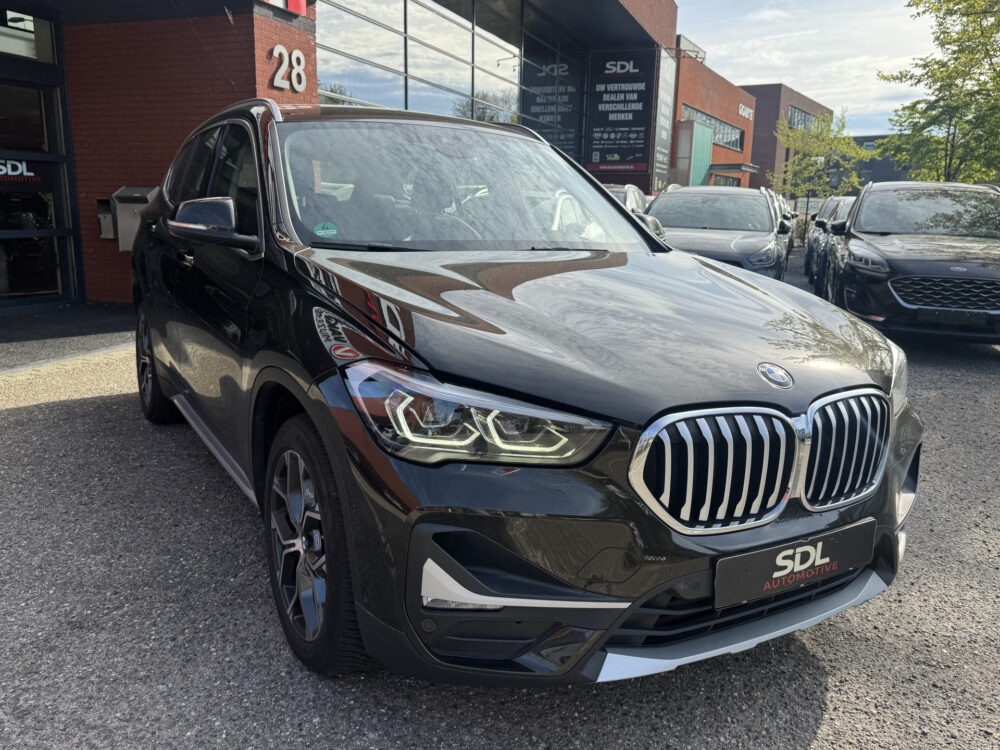 BMW X1 sDrive18i High Executive Xline // DEALER ONDERHOUDEN!! // CAMERA // NAVI // CLIMA // CRUISE // LED // 2