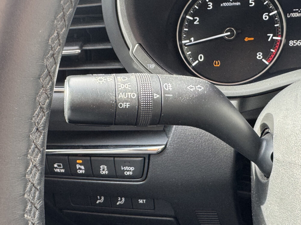 Mazda 3 2.0 e-SkyActiv-X M Hybrid 186 Luxury // FULL OPTIONS!! // SCHUIF-KANTEL DAK // NAVI // 360 CAMERA // BOSE AUDIO // MEMORY SEATS! 28