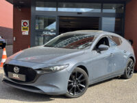 Mazda 3 2.0 e-SkyActiv-X M Hybrid 186 Luxury // FULL OPTIONS!! // SCHUIF-KANTEL DAK // NAVI // 360 CAMERA // BOSE AUDIO // MEMORY SEATS! 36